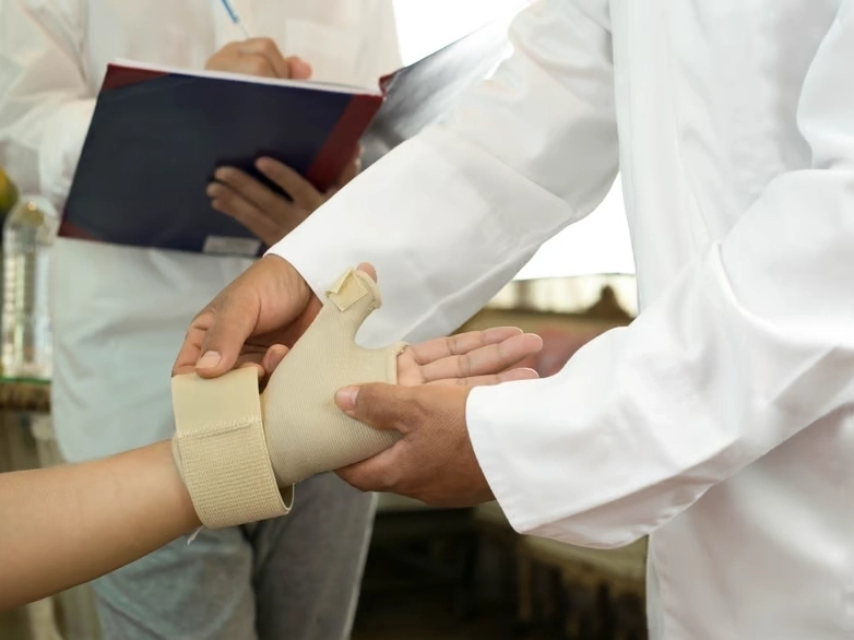 Advanced Injury Care Clinic serving the Hermitage area — local professionals you can trust