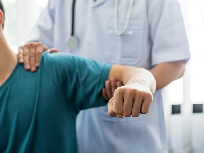 Chiropractor in Hermitage