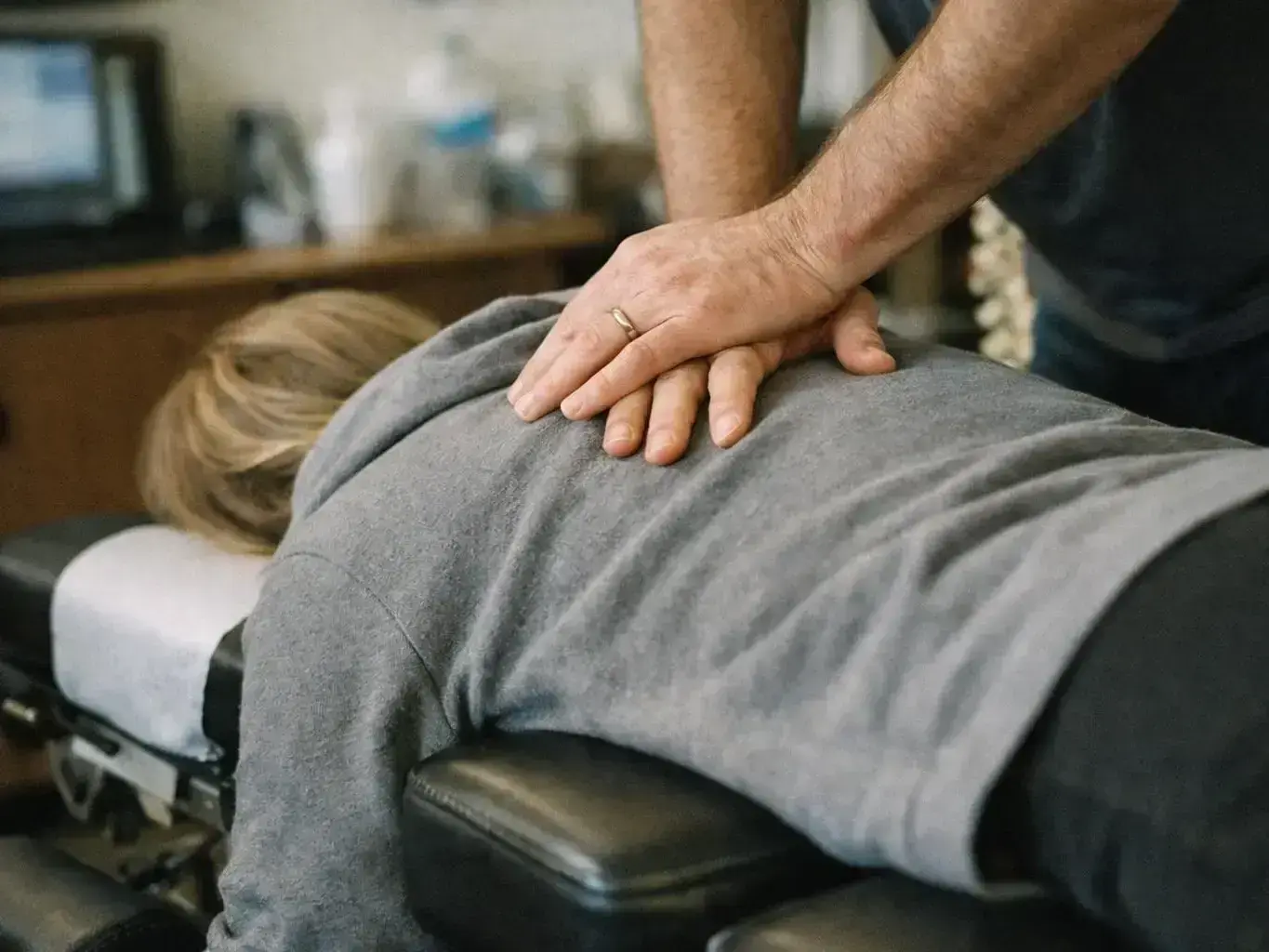 Neck Pain Treatment Brentwood, TN — team at work